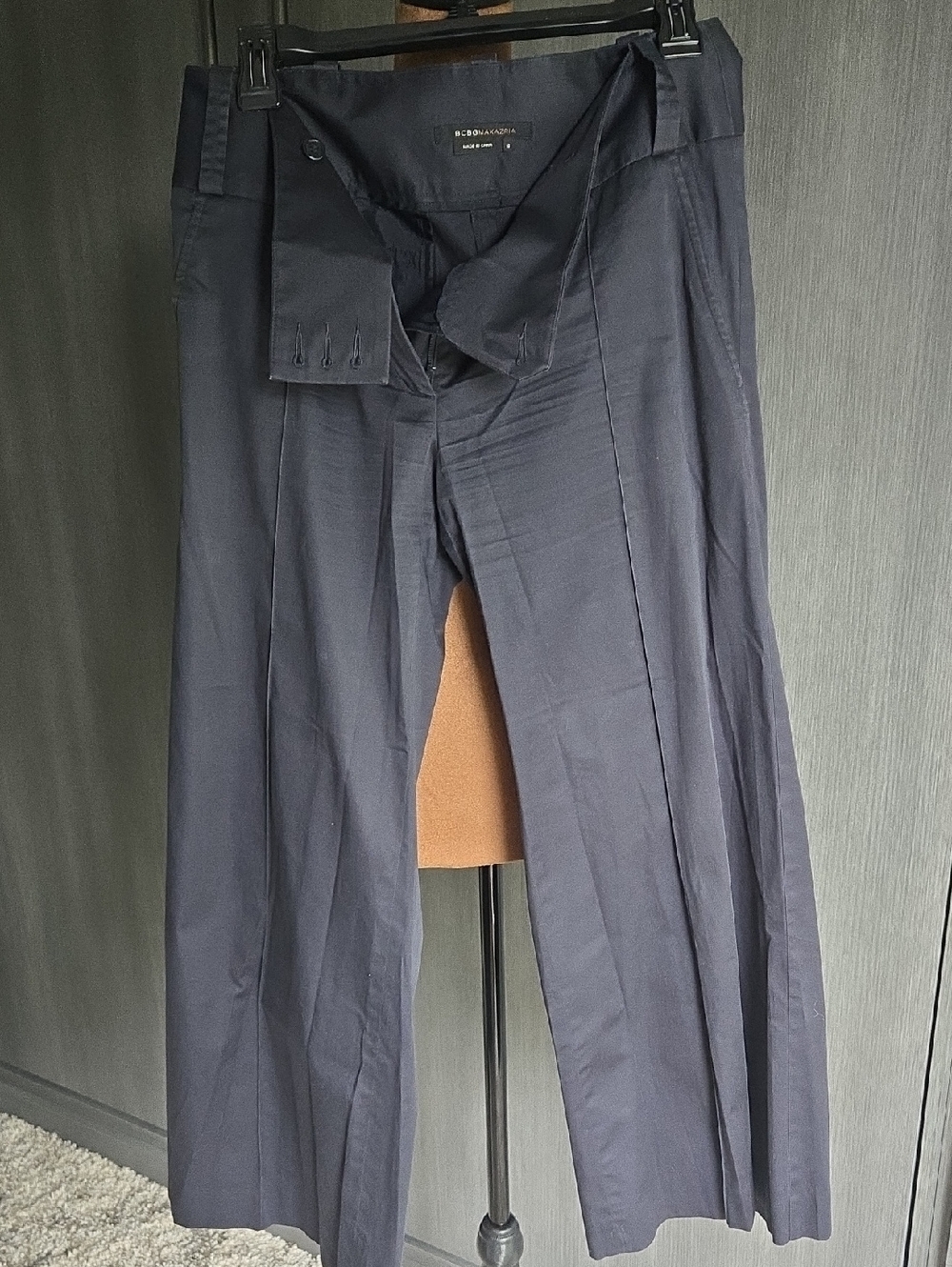 BCBGMaxAzria Navy Wide-Leg Pleated Trousers